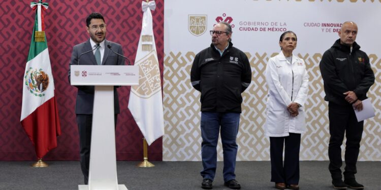 Martí Batres condena "oportunismo carroñero" de personajes de oposición