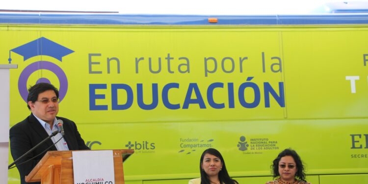 Xochimilco impulsa la educación en sus calles