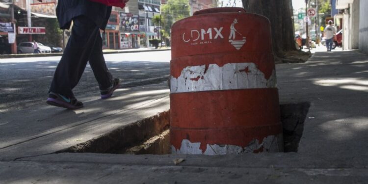 Exigen reparar las coladeras de la "muerte" en la CDMX
