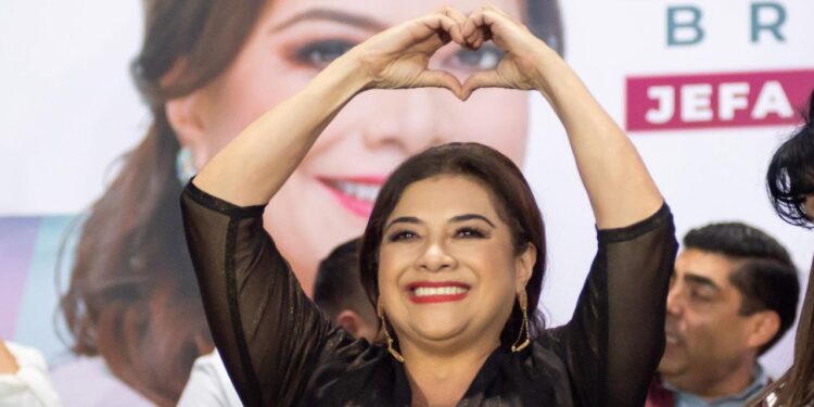 Clara Brugada asegura que medidas cautelares al presidente, López Obrador, son "mentira"