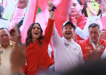 Santiago Taboada impulsa campaña de Alessandra Rojo en Cuauhtémoc