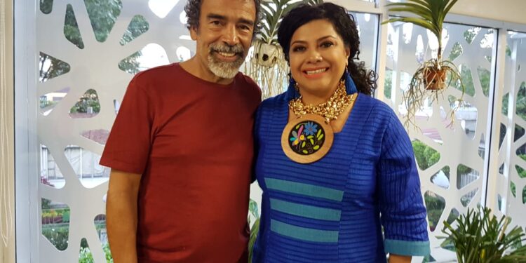 Personalidades afines a la 4T cierran filas entorno a Clara Brugada