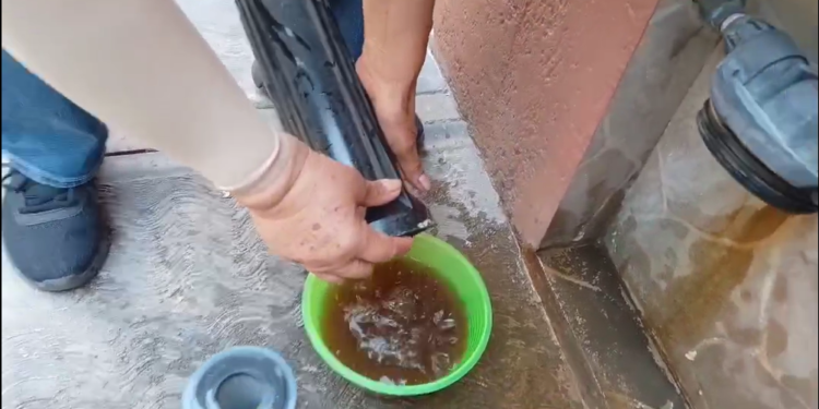 Detectan más agua contaminada en Iztacalco