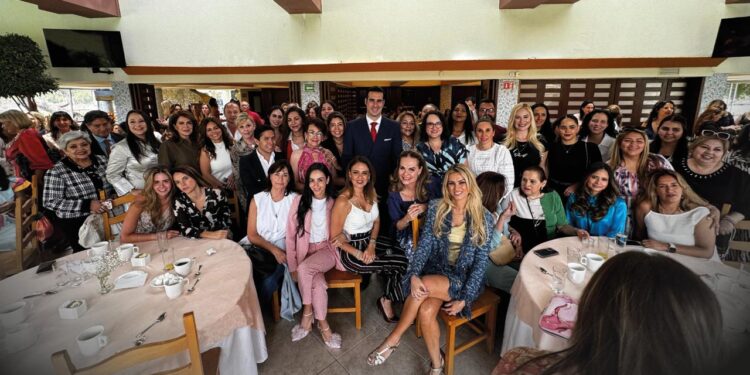 Torruco se compromete con mujeres de MH