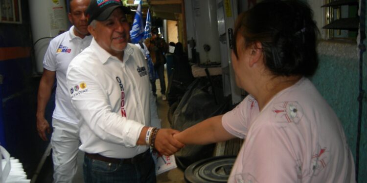 Urge atender problemas en Unidades Habitacionales: Daniel Ordoñez