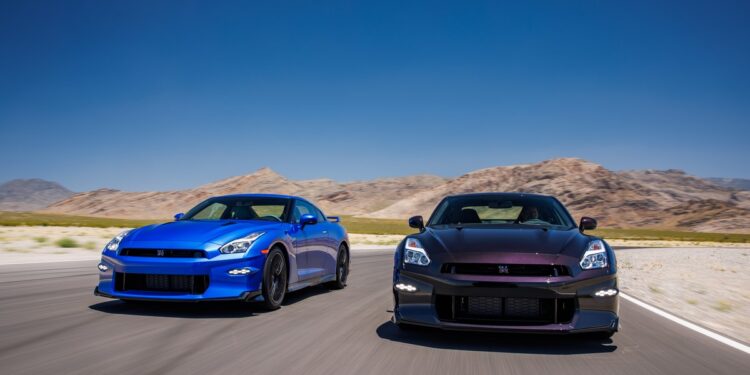 GT-R, las ediciones limitadas T-spec Takumi y Skyline