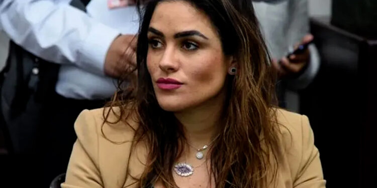 Alessandra Rojo de la Vega celebra su triunfo electoral