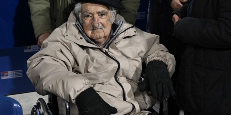 José Mujica, el Expresidente Que Encarnó la Humildad, Hospitalizado en Uruguay