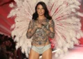 ¿Por qué Adriana Lima vuelve al desfile de Victoria’s Secret en este momento?