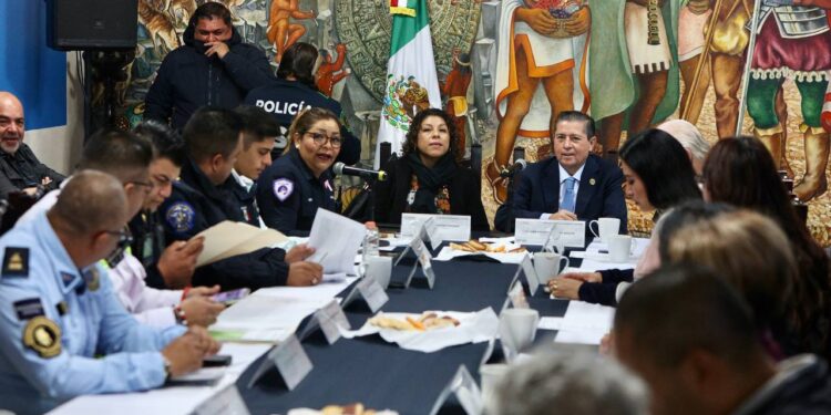 Marina, Guardia Nacional y SEDENA combaten chelerías en Coyoacán