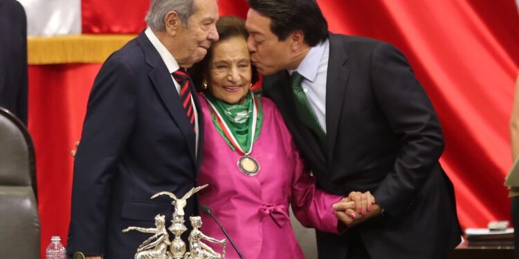 Ifigenia Martínez: El Rostro de la Lucha por la Democracia en México