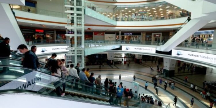 Emergencia en Forum Buenavista: hombre cae desde altura considerable