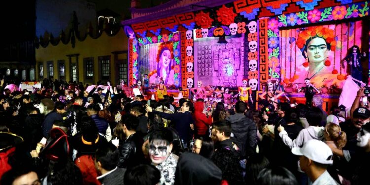 Visitan Coyoacán medio millón de personas con saldo blanco