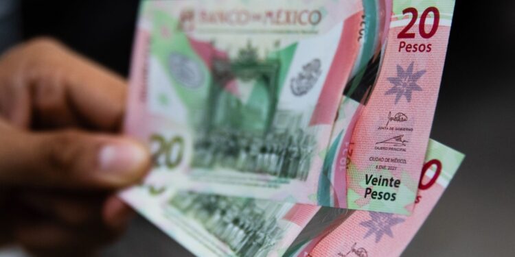 ¿Cuánto aumentará el salario mínimo en México para 2025?