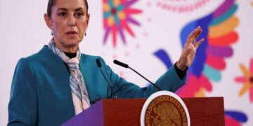 Claudia Sheinbaum y Donald Trump revelan versiones diferentes de su llamada