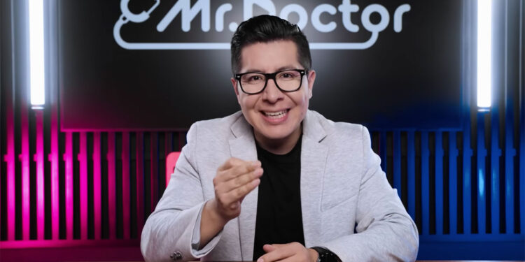 Retrasan audiencia de Mr. Doctor por denuncia de Maryfer Centeno