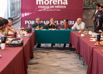 Xóchitl Bravo encabeza reunión con titular de la Sedesa