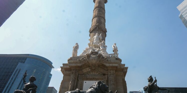 Manita de gato al Ángel de la Independencia, ya quedó listo