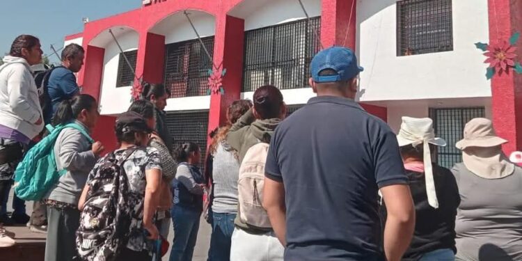 ¡Los Ojos de la Capital!