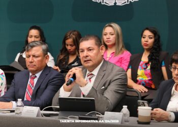 Alejandro Armenta exige respeto a la autonomía universitaria