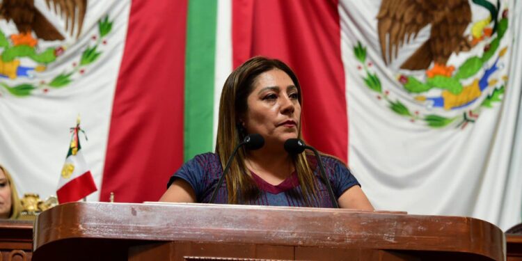 Diputados locales se alinean a ley antinepotismo