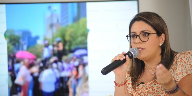 Alessandra Rojo, «feminista de ocasión»