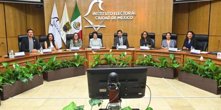 Oficializa IECM el retiro de la Presidencia del PRD CDMX a Nora Arias