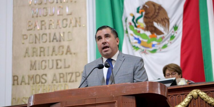 Multas de tránsito, un abuso para los capitalinos