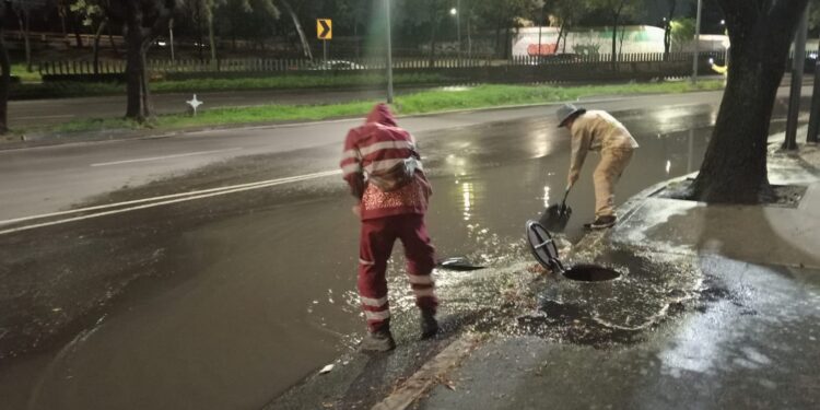 Congreso CDMX pide garantizar funcionamiento de drenaje