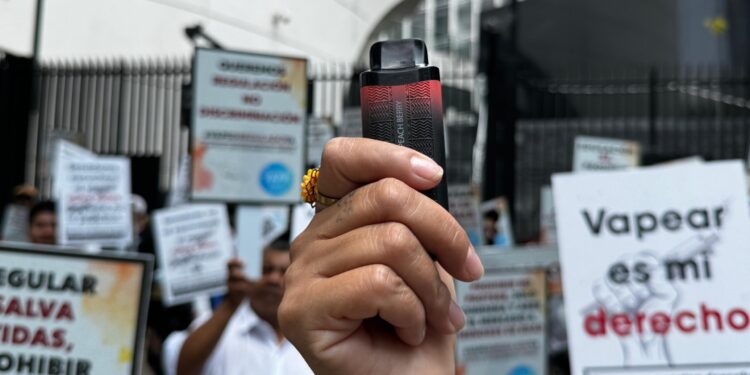 Urge incluir regulación para vaporizadores dentro de las leyes secundarias de la reforma constitucional