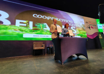 Suman esfuerzos CANACINTRA y CONCANACO para apoyar a las pequeñas empresas del país