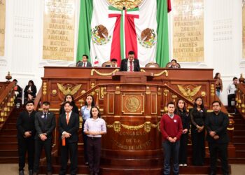 Parlamento Juvenil pone el dedo en la llaga, educación y trabajo juvenil