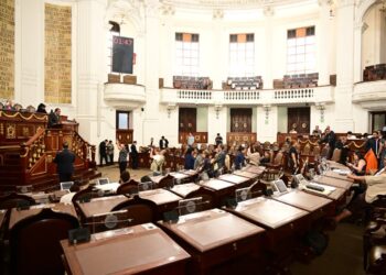 ¡Los Ojos de la Capital!