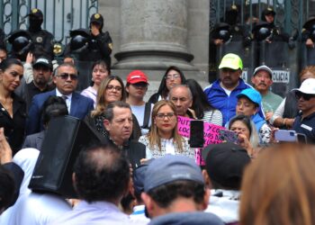Diálogo abierto con locatarios de mercados públicos, plantea Congreso capitalino 