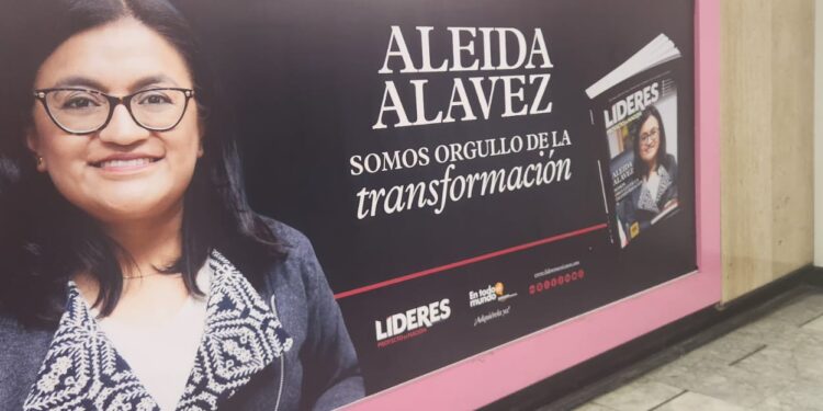 ¡Los Ojos de la Capital!