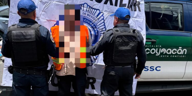 Detienen en Coyoacán a falso trabajador de Servicios Urbanos