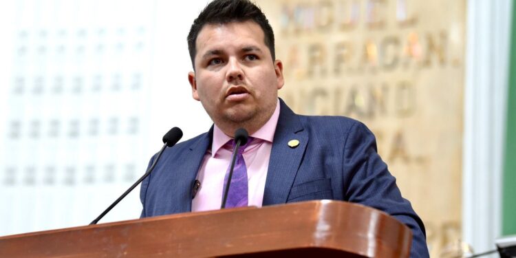 CDMX, sin rumbo internacional, PAN exige nueva agenda con empresarios