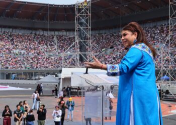 Beca Rita Cetina: doble discurso y solapamiento de funciones