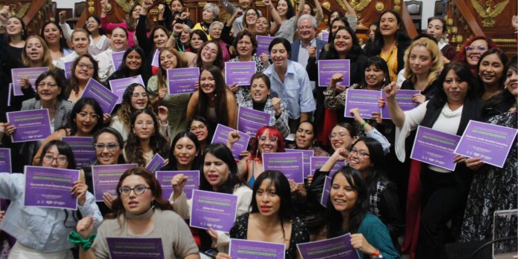 Exigen que Congreso cumpla promesas del Parlamento de Mujeres