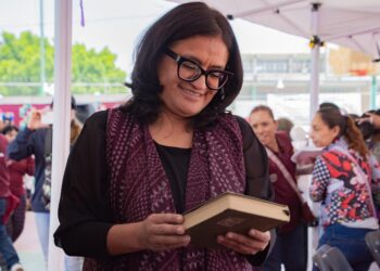 Alavez se cuelga medallas ajenas y abandona a Morena en Iztapalapa