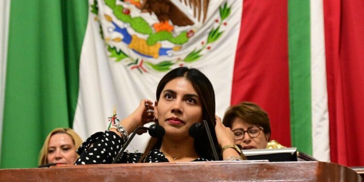 Exigen rediseñar programa para jóvenes ante falta de resultados en CDMX