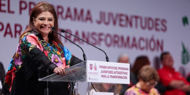 Juventudes cautivas: Brugada entrega apoyos sin resultados medibles