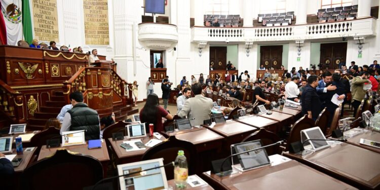 Nueva justicia con viejos vicios disfrazados de austeridad