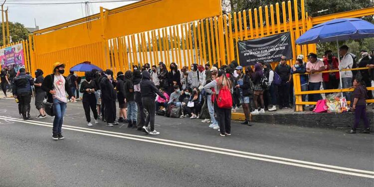 ¡Los Ojos de la Capital!