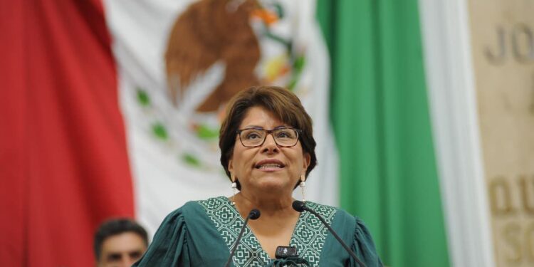 Llaman a democratizar la cultura desde el Congreso capitalino