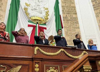 ¡Los Ojos de la Capital!