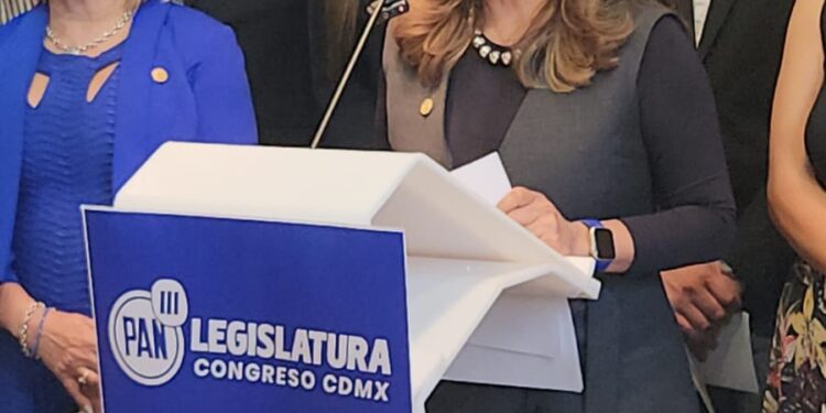 López Casarín cierra espacios ciudadanos y bloquea la rendición de cuentas