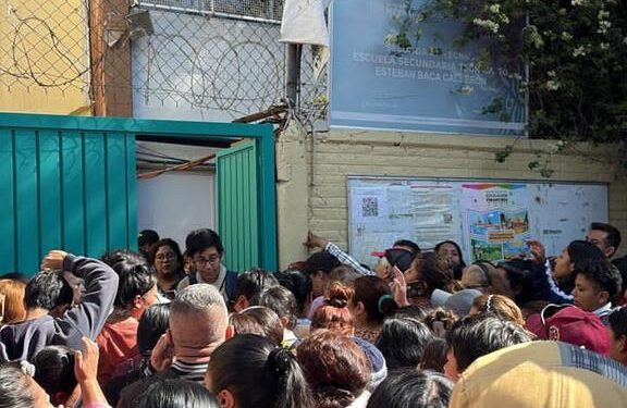 Reportan muerte de estudiante al interior de Secundaria en Iztapalapa