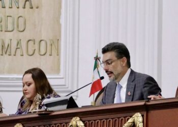 Tribunal y Congreso reafirman cooperación en acto público