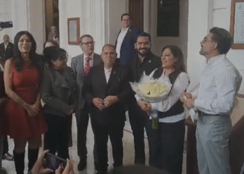 ¡Los Ojos de la Capital!